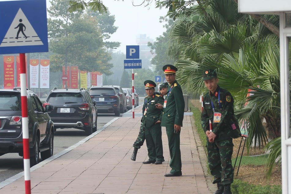 Lực lượng chức năng bảo vệ an ninh trật tự trước, trong và sau dịp diễn ra Đại hội XIII.