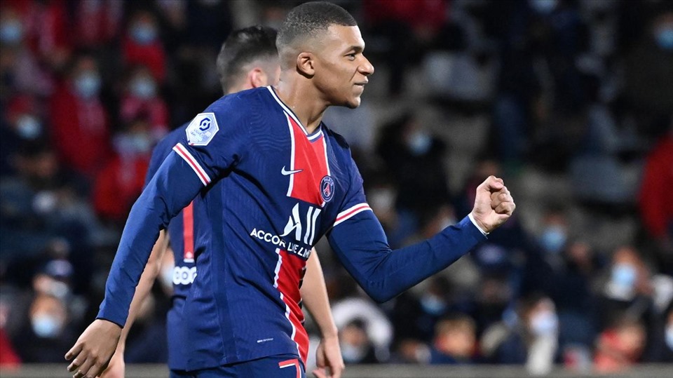 1. Kylian Mbappe (Tiền đạo - Paris Saint-Germain): 14 bàn thắng