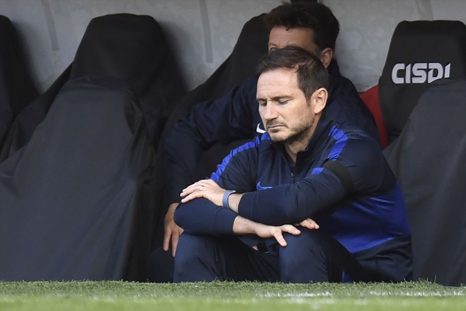Lampard dường như không biết mình muốn gì và phải làm gì? Ảnh: AFP