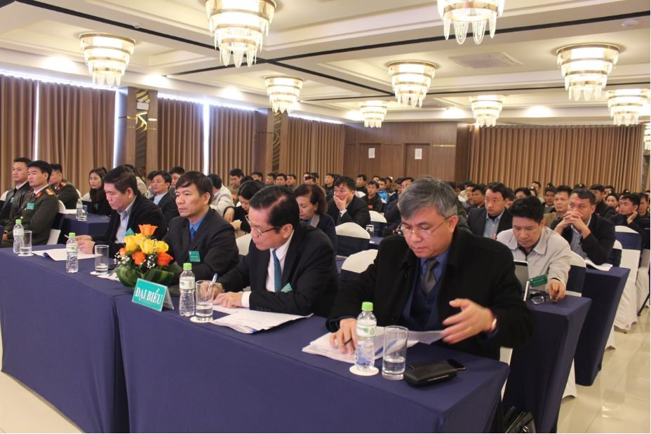 Các đại biểu tham dự Hội nghị người lao động Công ty Cổ phần Cao su Điện Biên năm 2021. Ảnh: H.Thu