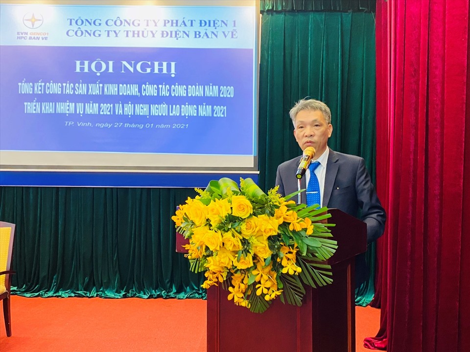 Đồng chí Nguyễn Tiến Chương – Phó Tổng giám đốc Tổng Công ty Phát điện 1 phát biểu chỉ đạo tại hội nghị. Ảnh: HĐ
