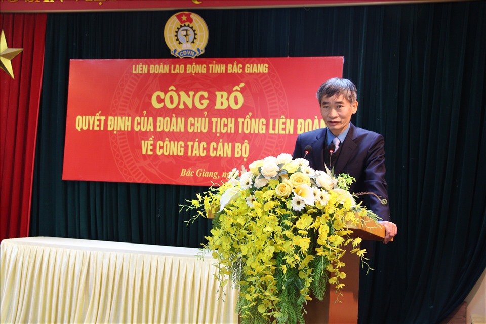 Ông Trần Văn Thuật – Phó Chủ tịch Tổng Liên đoàn Lao động Việt Nam - phát biểu tại hội nghị. Ảnh: N.Thảo