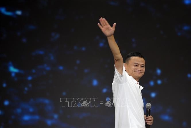 Jack Ma đồng sáng lập “gã khổng lồ” thương mại điện tử Alibaba trong căn hộ của mình tại Hàng Châu vào năm 1999.