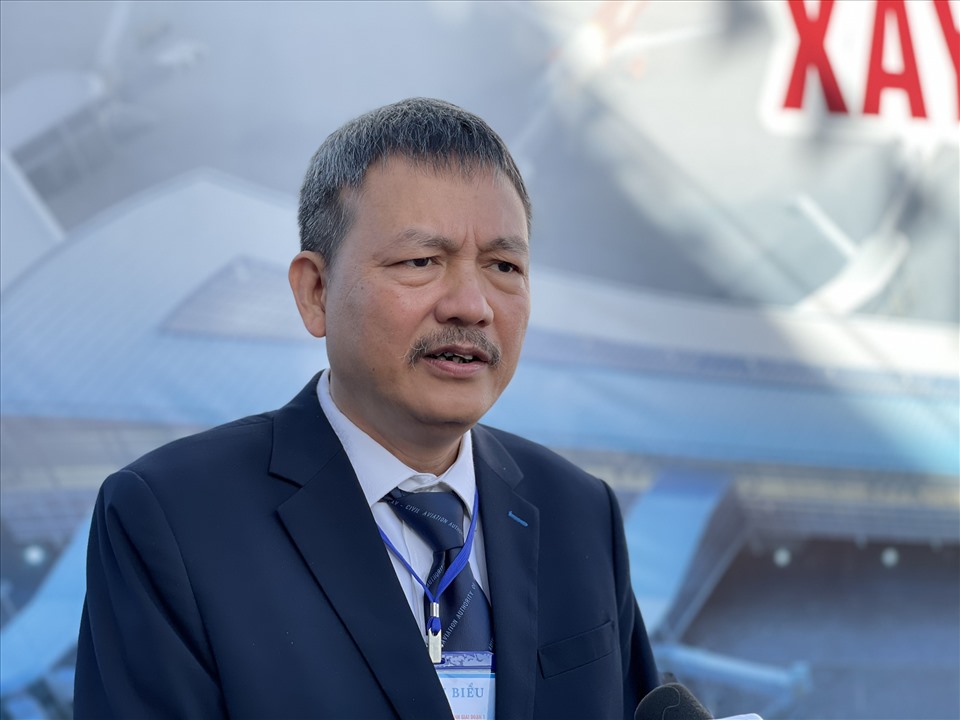Ông Lại Xuân Thanh, Chủ tịch HĐQT Tổng công ty Cảng Hàng không Việt Nam (ACV) cho biết hiện công tác rà soát bom mìn đã triển khai được 1.200 ha. Ảnh KH