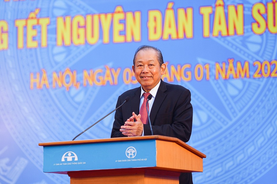 Phó Thủ tướng Thường trực Chính phủ Trương Hòa Bình phát biểu phát động lễ ra quân. Ảnh ĐT