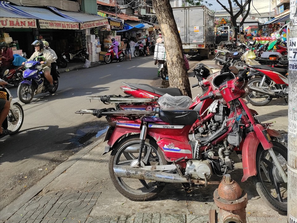 Xe cũ nát tung hoành trên đường phố  Báo Đồng Nai điện tử