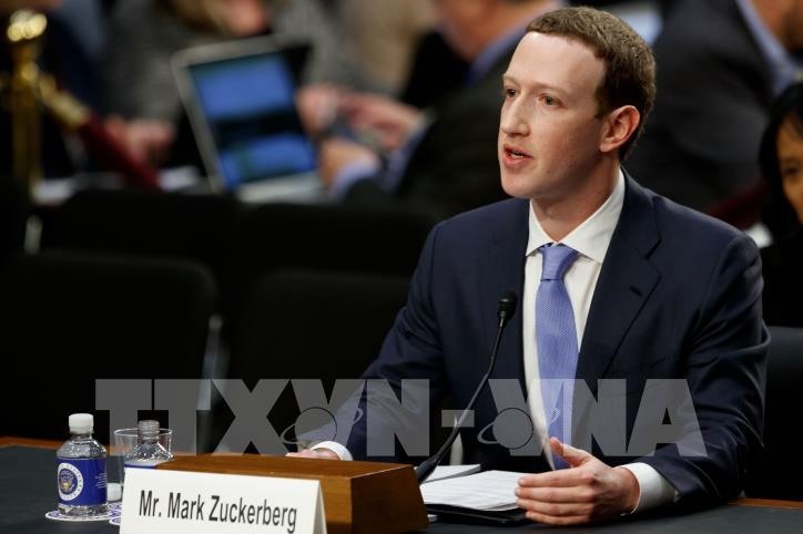 Zuckerberg thành lập Facebook vào năm 2004 khi mới 19 tuổi và hiện đang nằm trong top 6 người giàu nhất thế giới. Ảnh: TTXVN