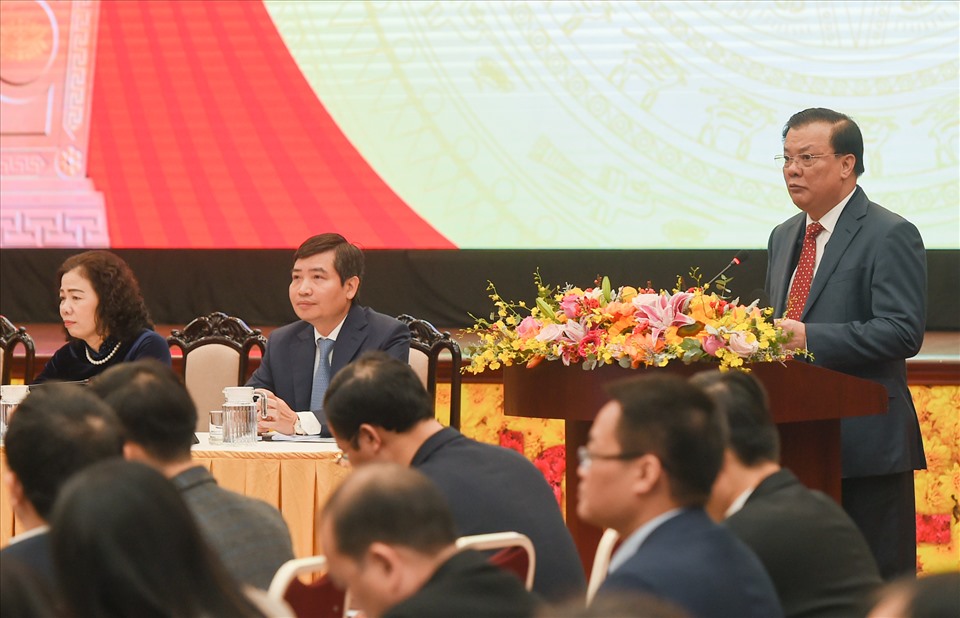 Bộ trưởng Bộ Tài chính Đinh Tiến Dũng trình bày kế hoạch công tác năm 2021 của Bộ Tài chính. Ảnh: Quang Hiếu