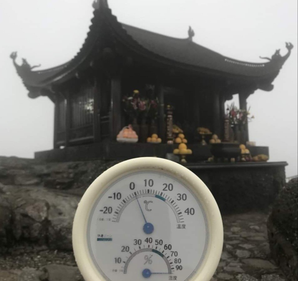 Nhiệt độ trên đỉnh Yên Tử có lúc xuống mức âm. Ảnh: CTV