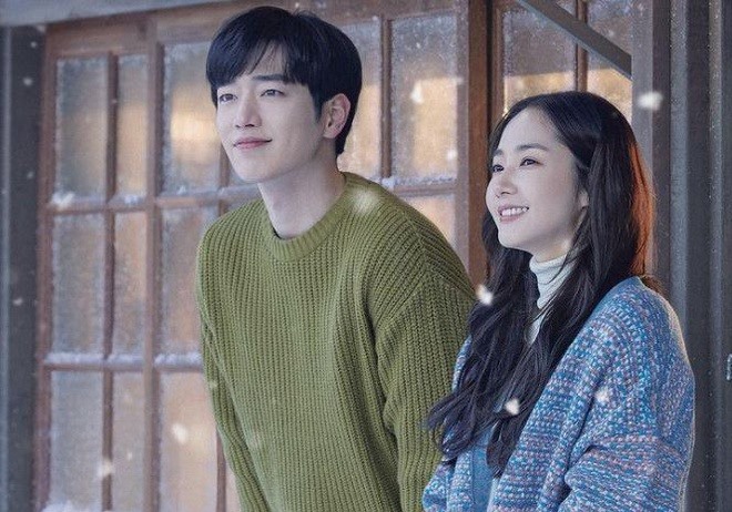 Đầu năm 2020, Park Min Young đóng chính cùng Seo Kang Joon trong “Trời đẹp em sẽ đến” - tác phẩm được đánh giá là có khả năng xoa dịu tâm hồn bởi câu chuyện nhẹ nhàng và nhịp điệu chậm rãi. Ảnh cắt phim.