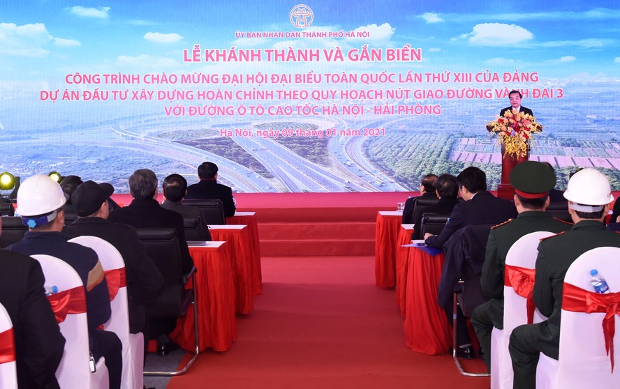 Chủ tịch UBND TP Hà Nội Chu Ngọc Anh phát biểu tại lễ khánh thành.