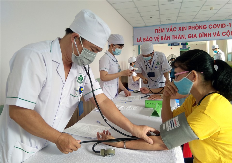 TP. Phú Quốc đang nỗ lực phủ sóng vaccine COVID-19 để chuẩn bị đón du khách theo diện hộ chiếu vaccine. Ảnh: LT