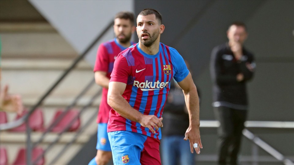 Sergio Aguero đã trở lại gần đây và có thể ra mắt Barcelona tại La Liga 2021-22. Ảnh: Barcelona
