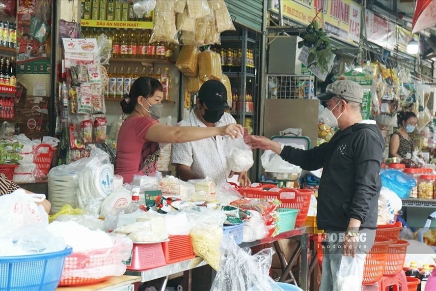 Nhiều chợ truyền thống ở TPHCM đã hoạt động trở lại. Ảnh: Thanh Chân