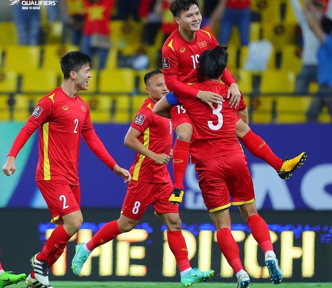 Quang Hải là ngôi sao lớn nhất của bóng đá Việt Nam trong vài năm qua. Ảnh: AFC.