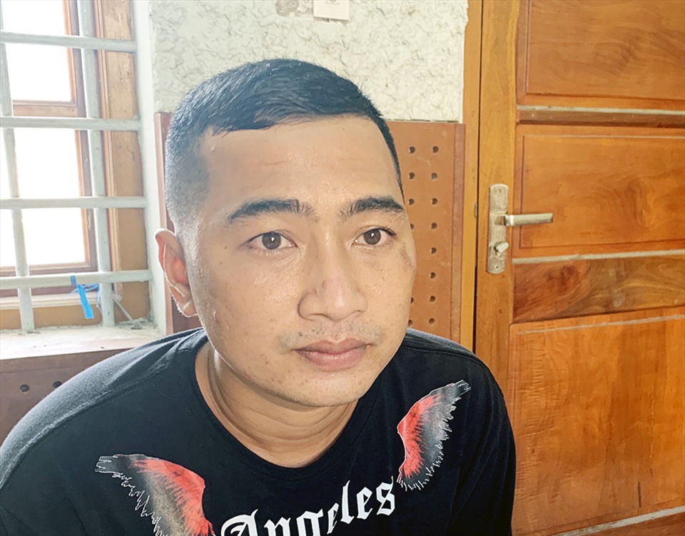 Sau khi chém trọng thương chủ nợ, đối tượng Nguyễn Tấn Phát bị khởi tố. Ảnh: VT