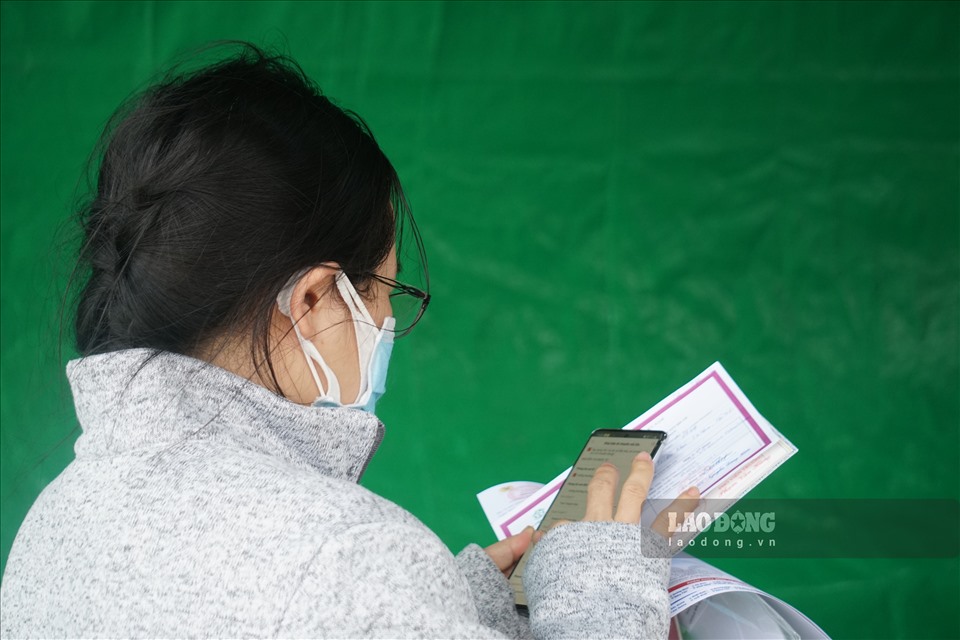 Ngoài ra, người dân đến tỉnh Thanh Hóa vẫn phải có phiếu xét nghiệm âm tính với SARS-CoV-2 trong vòng 72 giờ.