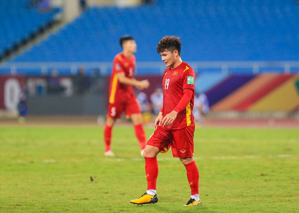 Chênh lệch đẳng cấp và trình độ là nguyên nhân chính dẫn đến thất bại của đội tuyển Việt Nam tại vòng loại World Cup 2022. Để cải thiện điều này, bóng đá Việt cần có đầu tư xứng đáng và cải thiện nhiều mặt trong tương lai. Ảnh: Hoài Thu