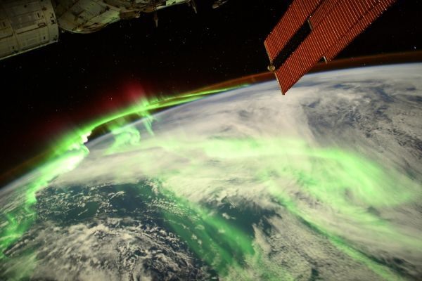 Bức ảnh do phi hành gia Thomas Pesquet của Cơ quan Vũ trụ Châu Âu chụp lại, cho thấy cảnh tượng ngoạn mục về cực quang trên Trái đất. Ảnh: Thomas Pesquet/ESA/NASA