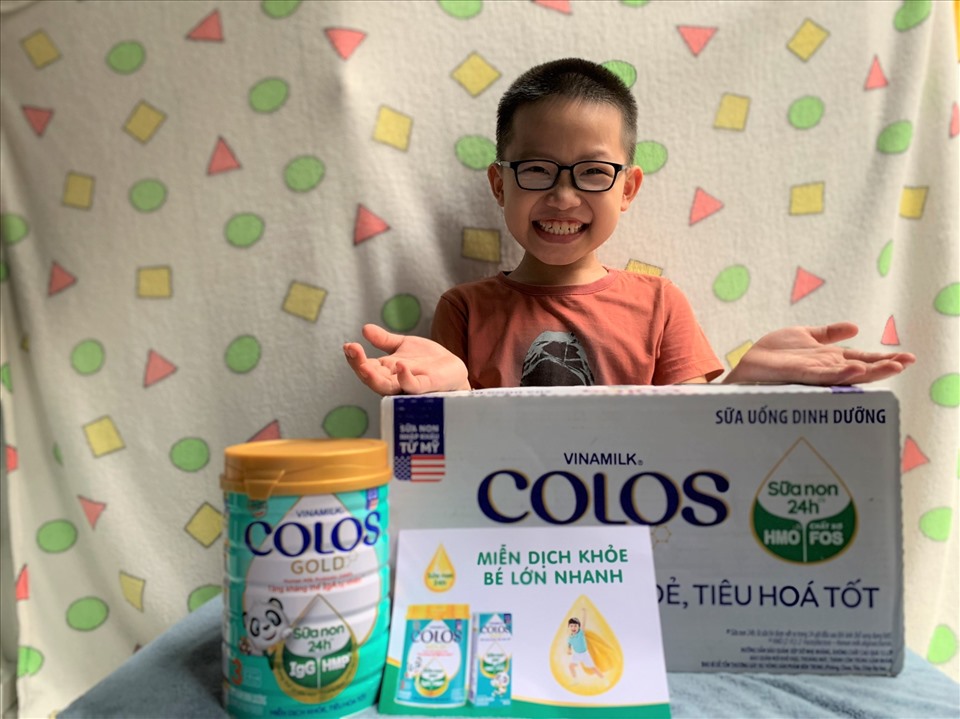 Các sản phẩm Vinamilk ColosGold giúp các em nhỏ có hệ miễn dịch khỏe mạnh.