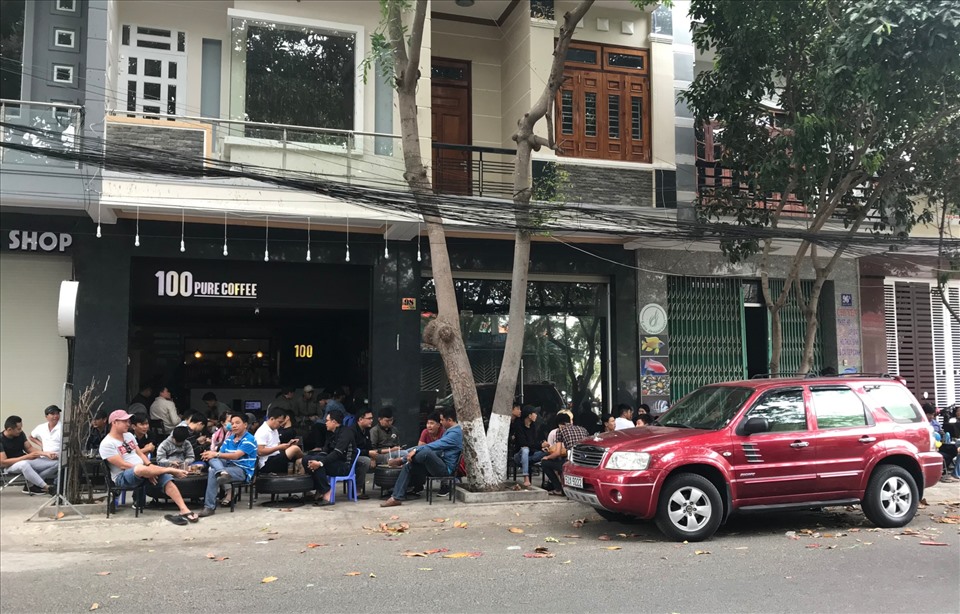 Hàng quán vỉa hè tại khu vực cấp 1 ở Ninh Thuận sẽ được hoạt động bình thường trở lại từ ngày 20.10. Ảnh: Hữu Phương.