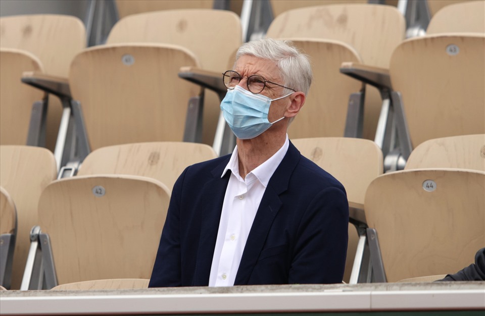 Arsene Wenger đặc biệt quan tâm đến vấn đề sức khỏe cầu thủ trong bối cảnh lịch thi đấu dày đặc và đã bị dồn nén. Ảnh: AFP