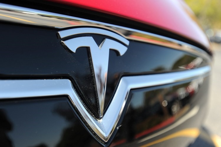 Tesla được xem là đại gia đi đầu ở thị trường xe điện nhưng họ đang vấp phải sự cạnh tranh ngày càng quyết liệt hơn từ các đối thủ. Ảnh: AFP.