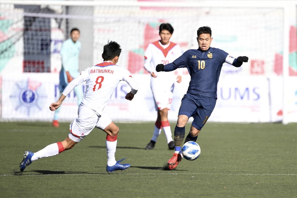 U23 Thái Lan bị cầm hòa trong thế dẫn trước. Ảnh: Siam Sport