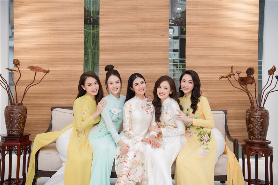 Dàn người đẹp Việt cùng hội ngộ chúc mừng Hoa hậu Ngọc Hân. Ảnh: Vũ Toàn