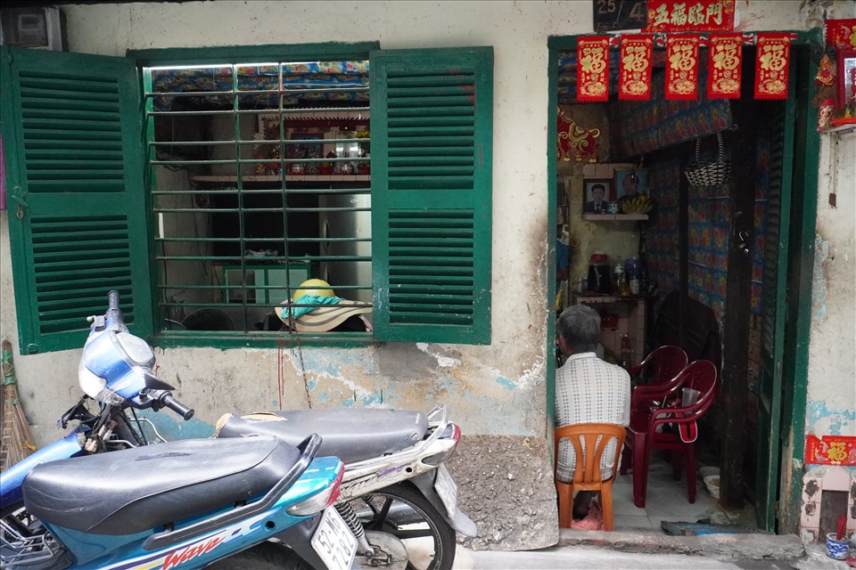Căn nhà nhỏ, cũ kỹ ở quận 11 là nơi Nguyễn Thị Thu Nhi đã sinh sống, lớn lên trước khi thành danh cùng môn boxing. Ảnh: Thanh Vũ.