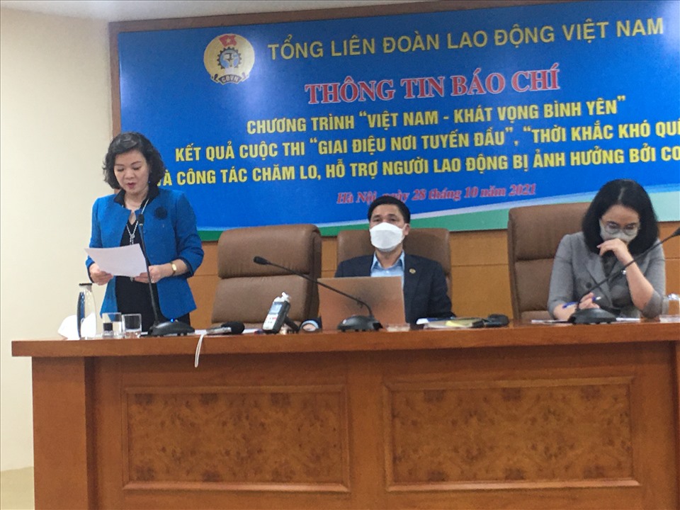 Bà Trần Thị Thanh Hà tại cuộc họp báo. Ảnh: L.Nguyên