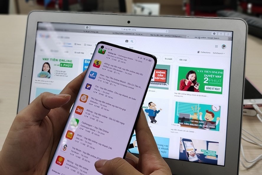 App vay tiền biến tướng trở thành một dạng tín dụng đen. Ảnh: T.L.