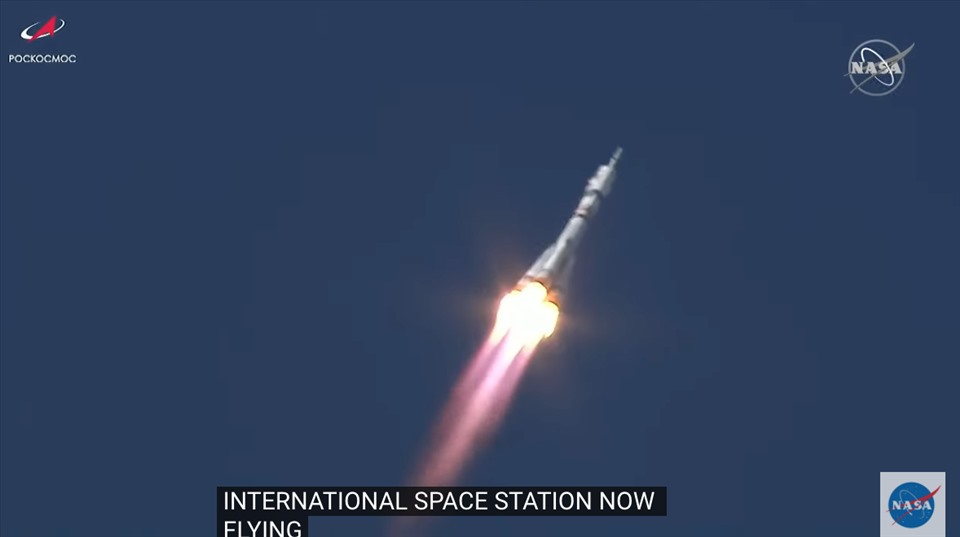 Tên lửa Soyuz của Nga đưa đoàn làm phim lên Trạm Vũ trụ Quốc tế vào ngày 5.10. Ảnh chụp màn hình