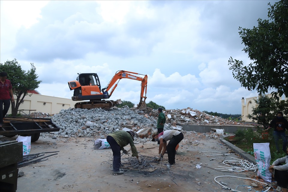 Biệt thự “khủng” xây dựng không phép trên đất dự án tại trung tâm TP Bảo Lộc đã được tháo dỡ hoàn toàn. Ảnh: Quốc Khánh