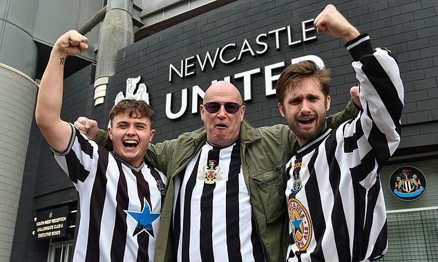 Newcastle đã chính thức đổi đời theo kiểu không tưởng. Ảnh: AFP.