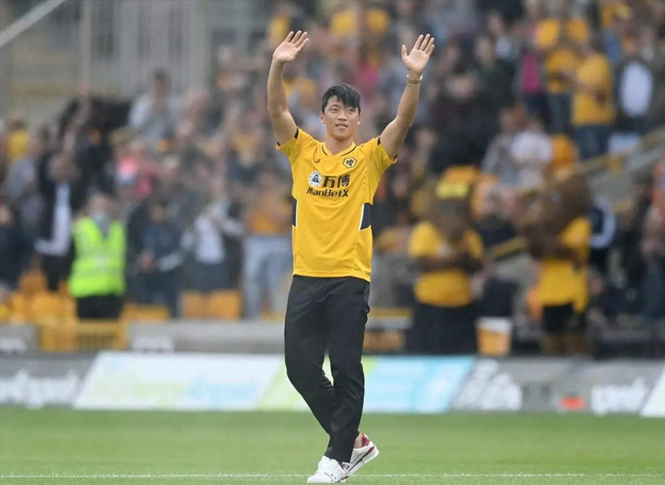 9. Hwang Hee-chan (Tiền đạo - Wolverhampton): 4 bàn thắng