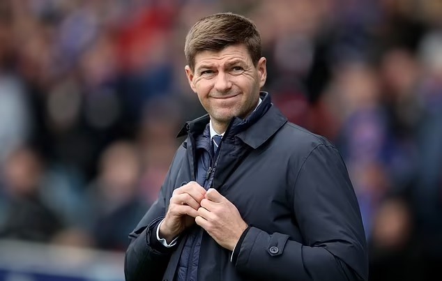 Gerrard được dọn đường để trở lại Liverpool sau đây hơn 2 năm. Ảnh: AFP.
