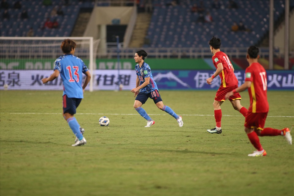 Chính Minamino là người đã có pha căng ngang để Ito ghi bàn thắng duy nhất của trận đấu, mang về chiến thắng cho đội tuyển Nhật Bản.