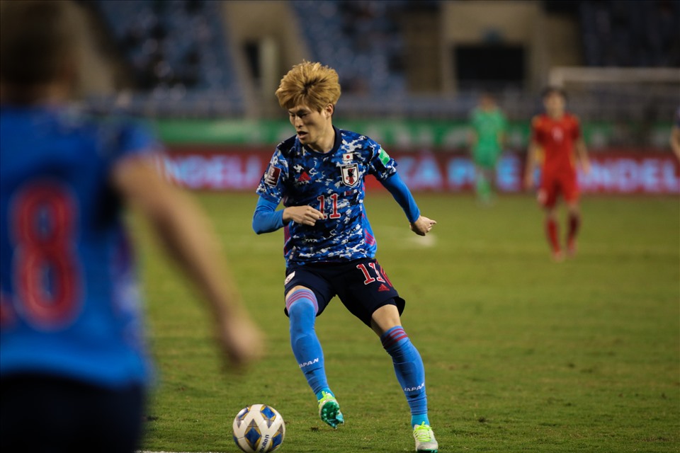 Trong khi đó, Furuhashi cũng là cầu thủ đang thi đấu tại Châu Âu của đội tuyển Nhật Bản được tung vào sân trong hiệp 2.