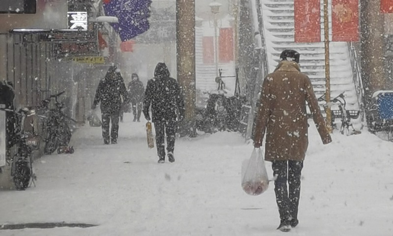 Tuyết rơi dày ở Nội Mông. Ảnh: Xinhua/VCG