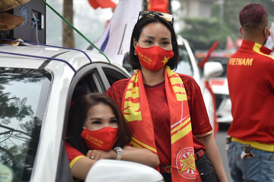 Hội cổ động viên bóng đá Việt Nam hứa hẹn sẽ tạo nên một bầu không khí náo nhiệt trên các khán đài sân Mỹ Đình để tiếp lửa cho tuyển Việt Nam