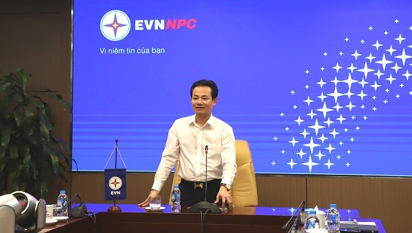 Tổng Giám đốc EVNNPC Nguyễn Đức Thiện phát biểu chỉ đạo.