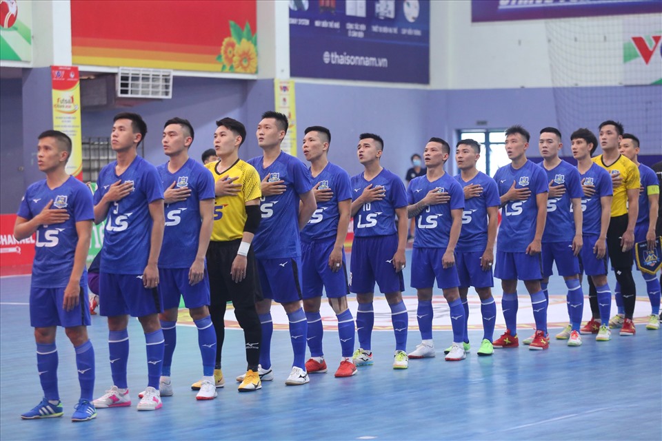 Ngày 17.11, lượt trận thứ 2 lượt về giải futsal vô địch quốc gia 2021 tiếp tục diễn ra tại nhà thi đấu Thái Sơn Nam (Quận 8). Ở lượt đấu này, các nhà đương kim vô địch Thái Sơn Nam có cơ hội gây sức ép lên đội đầu bảng khi chỉ đối đầu đội đang đứng áp chót trên bảng xếp hạng như Cao Bằng.