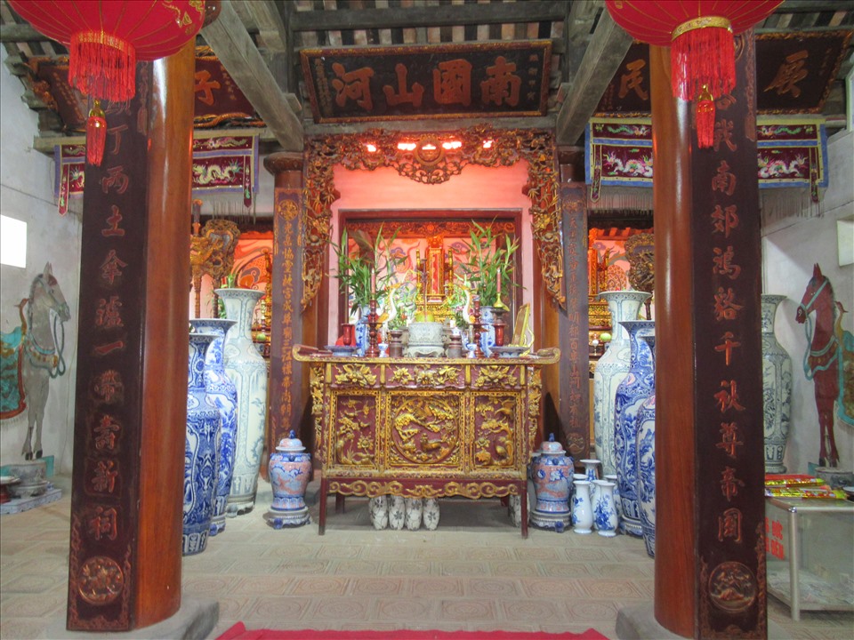 Chính điện thờ Hùng Vương Thánh Tổ tại đình làng Trẹo, thị trấn Hùng Sơn, Lâm Thao, Phú Thọ.