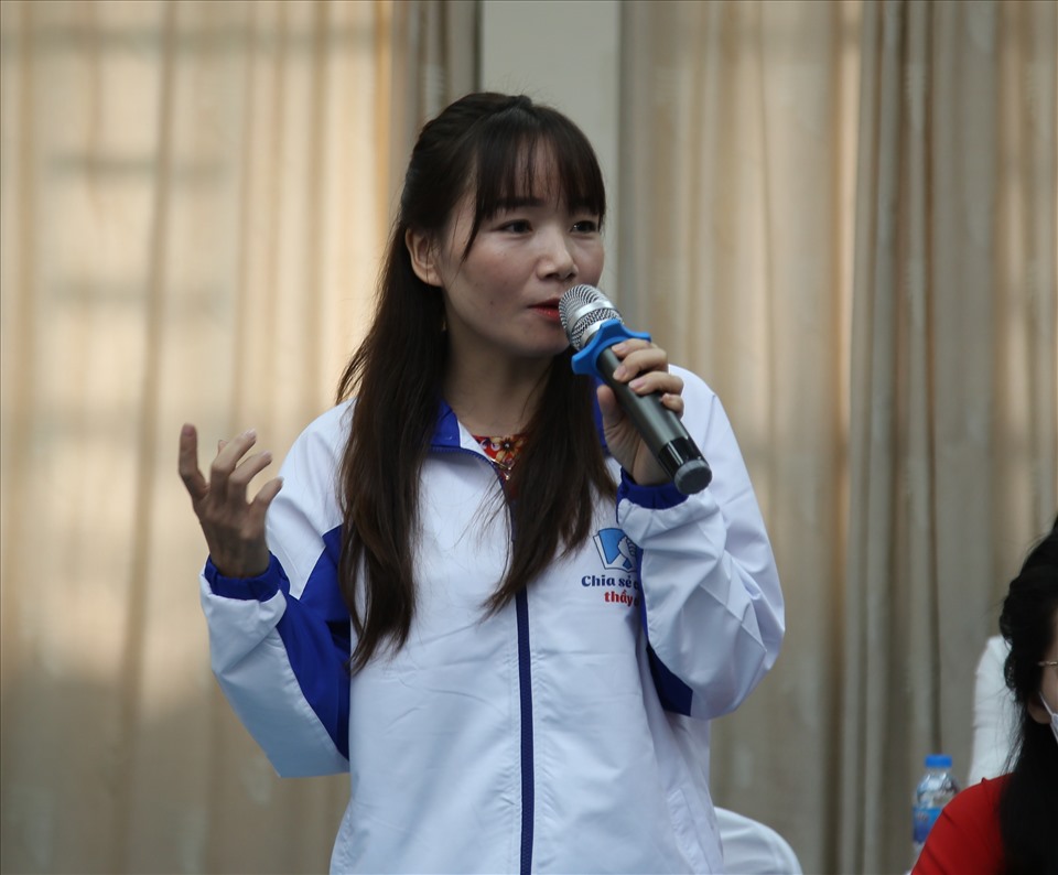 Cô giáo Trần Thị Kim Hòa đã có 9 năm “cắm bản” tại xã Krong, huyện Kbang, tỉnh Gia Lai.