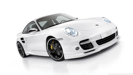 Porsche 718 Cayman (60.850 USD): Phiên bản 2022 của chiếc xe này sẽ không có nhiều thay đổi, nhưng sẽ có một vài tính năng tùy chỉnh cho người lái. Xe thể thao 2 cửa này sẽ sẽ có 2 mẫu màu Frozenberry Metallic hoặc Shark Blue để khách hàng lựa chọn. Giá cơ bản cho chiếc xe này được đồn đoán là khoảng 60.850 USD , nhưng giá có thể lên tới 102.000 USD cho mẫu GTS 4.0.