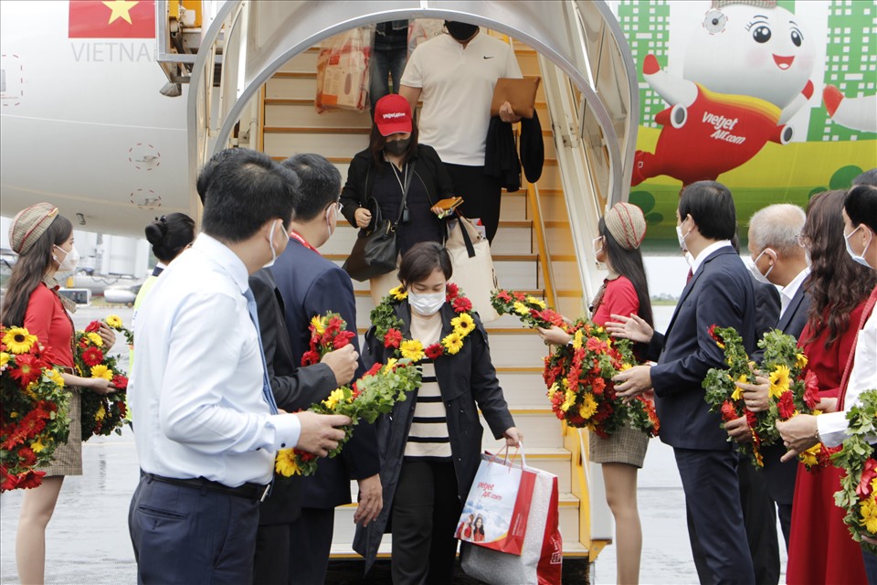 Phú Quốc chính thức đón du khách quốc tế đầu tiên sau thời gian dài ảnh hưởng bởi COVID-19. Ảnh: Hoàng Dung