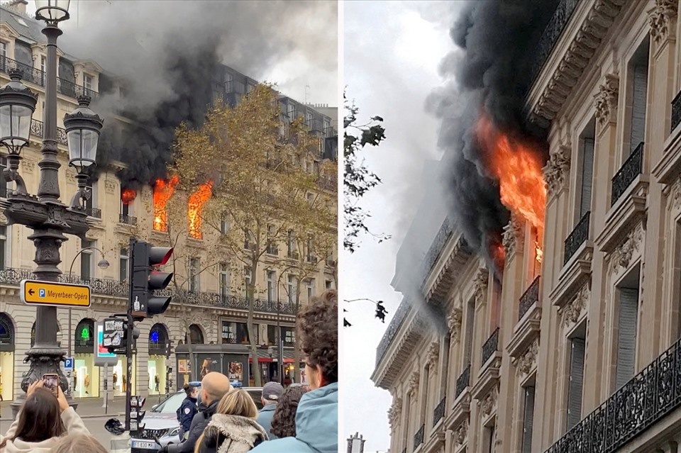 Khói bốc lên nghi ngút gần nhà hát opera nổi tiếng . Ảnh: Cảnh sát cứu hoả Paris