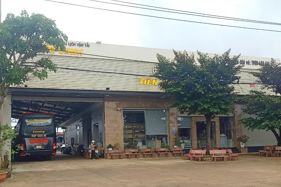 Nhà xe Tiến Oanh ở huyện Cư Kuin, tỉnh Đắk Lắk. Ảnh: Phan Tuấn
