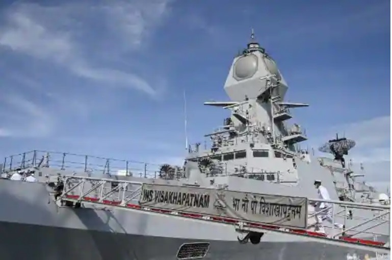 Tàu chiến Visakhapatnam mới của Hải quân Ấn Độ. Ảnh: AFP.